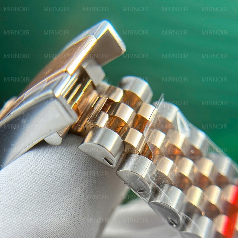 Dong-Ho-Rolex-DateJust-126331-Boc-Vang-That-Mat-Xam-Gap-Nep-Nha-May-GM-V5-41mm-6.jpg