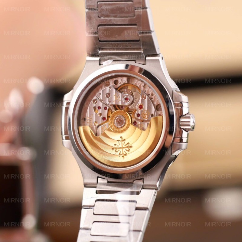 Dong-Ho-Patek-Philippe-Nautilus-7118-Fake-11-Mat-Trang-May-Co-Thuy-Sy-Nha-May-GR-35-11-1024x1024.jpg