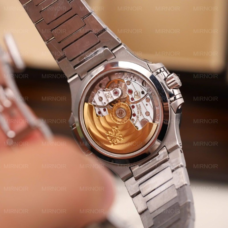 Dong-Ho-Patek-Philippe-Nautilus-7118-Fake-Cao-Cap-Mat-Trang-May-Co-Thuy-Sy-Nha-May-GR-35-9-1024x1024.jpg