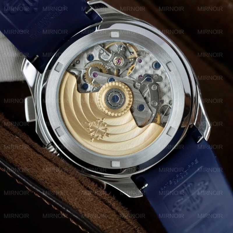Dong-Ho-Patek-Philippe-Aquanaut-5968G-Replica-11-Mau-Xanh-Duong-Day-Cao-Su-42-3-1024x1024.jpg