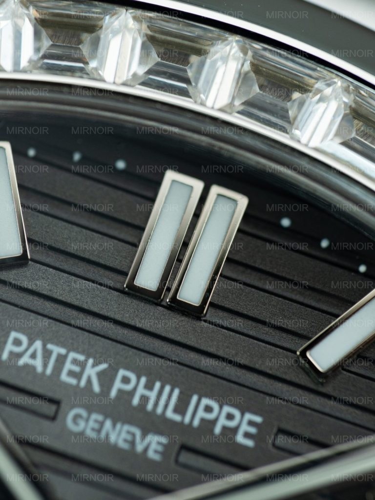 Dong-Ho-Patek-Philippe-Nautilus-5740-Replica-11-Mat-Xam-Vien-Dinh-Da-Baguette-40mm-9-768x1024.jpg