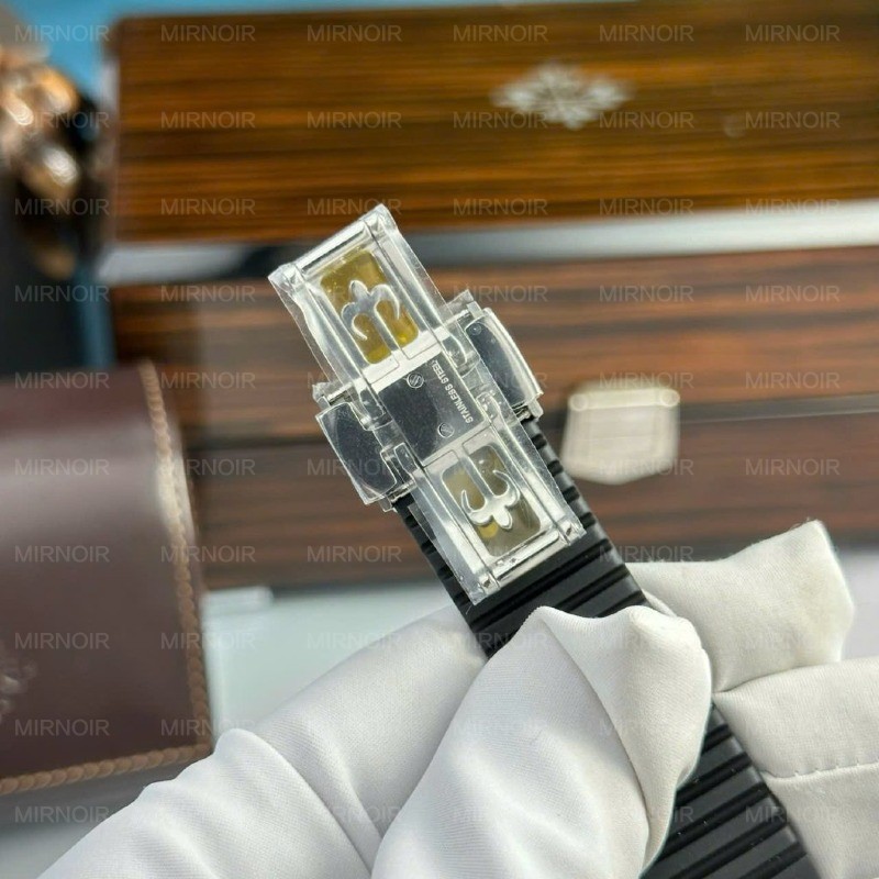 Dong-Ho-Patek-Philippe-Aquanaut-5164-Replica-11-Mau-Xam-Day-Cao-Su-Xuong-PPF-40-10-1024x1024.jpg