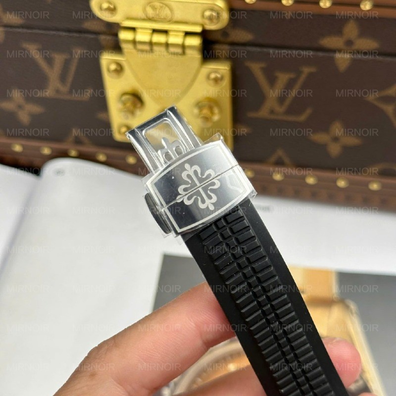Dong-Ho-Patek-Philippe-Aquanaut-5167-Rep-11-Mat-Xam-Day-Cao-Su-Nha-May-BBF-40mm-3-1-1024x1024.jpg