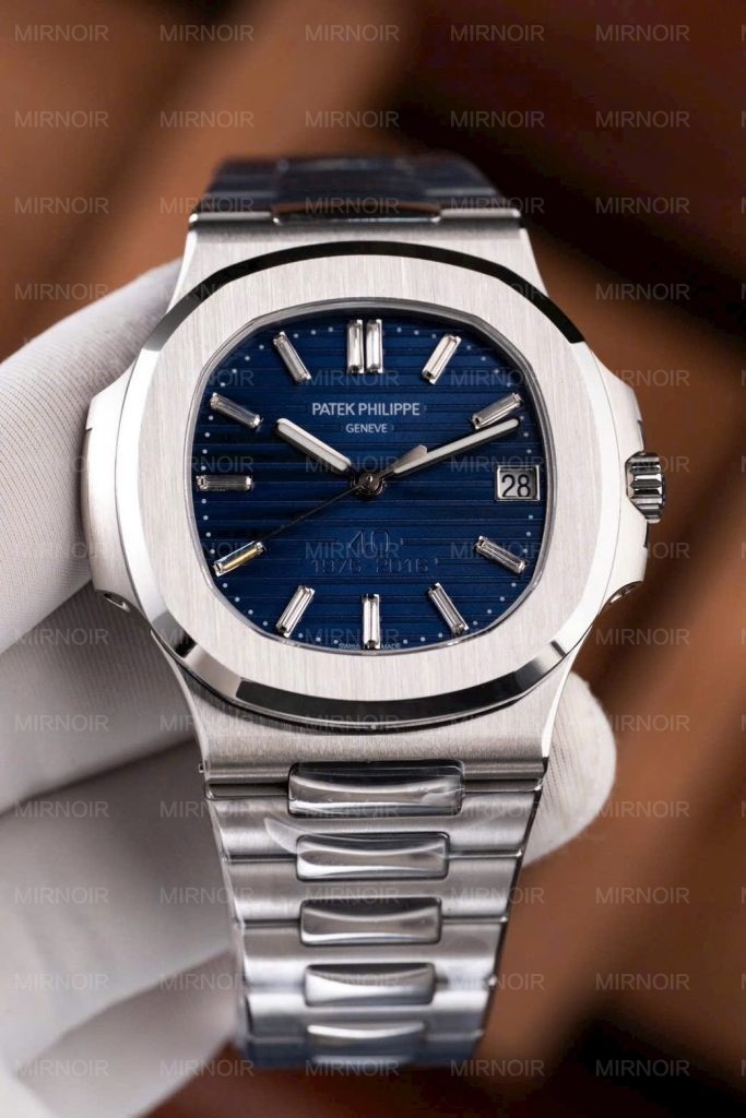 Dong-Ho-Patek-Philippe-Nautilus-5711-Replica-11-Ban-Ki-Niem-40-Nam-Tinh-Chinh-Nha-May-40mm-8-683x1024.jpg