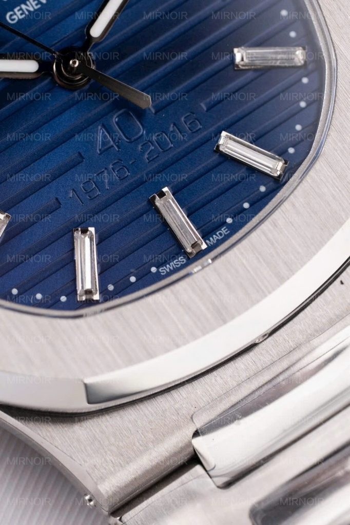 Dong-Ho-Patek-Philippe-Nautilus-5711-Replica-11-Ban-Ki-Niem-40-Nam-Tinh-Chinh-Nha-May-40mm-13-682x1024.jpg