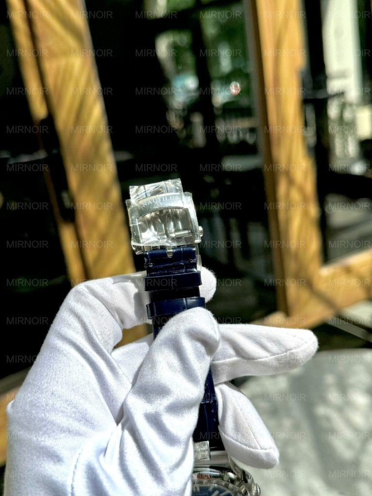 Dong-Ho-Patek-Philippe-Nautilus-5740G-Rep-11-Cao-Cap-Dinh-Da-Mat-Xanh-Xuong-TWS-40mm-2-768x1024.jpg