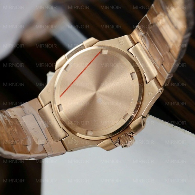 Dong-Ho-Patek-Philippe-Nautilus-7010-Nu-Mau-Vang-Hong-Mat-Den-Fake-Cao-Cap-32mm-7-1024x1024.jpg