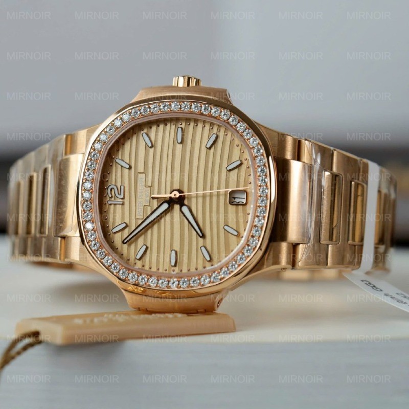 Dong-Ho-Patek-Philippe-Nautilus-7118-Nu-Che-Tac-Boc-Vang-That-Dinh-Moissante-Xuong-3K-35-5-1024x1024.jpg