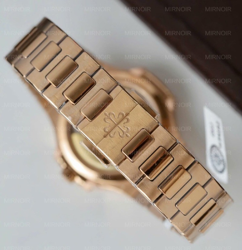 Dong-Ho-Patek-Philippe-Nautilus-7118-Nu-Che-Tac-Boc-Vang-That-Dinh-Moissante-Xuong-3K-35-9-993x1024.jpg