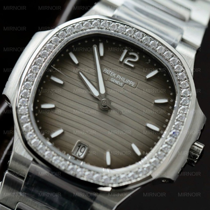 Dong-Ho-Patek-Philippe-Nautilus-7118-Mat-Xam-Che-Tac-Dinh-Moissante-Xuong-3K-35-4-1024x1024.jpg