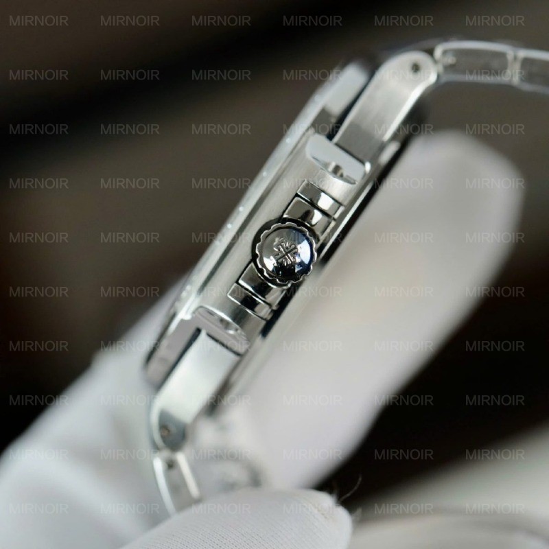 Dong-Ho-Patek-Philippe-Nautilus-7118-Mat-Xam-Che-Tac-Dinh-Moissante-Xuong-3K-35-8-1024x1024.jpg
