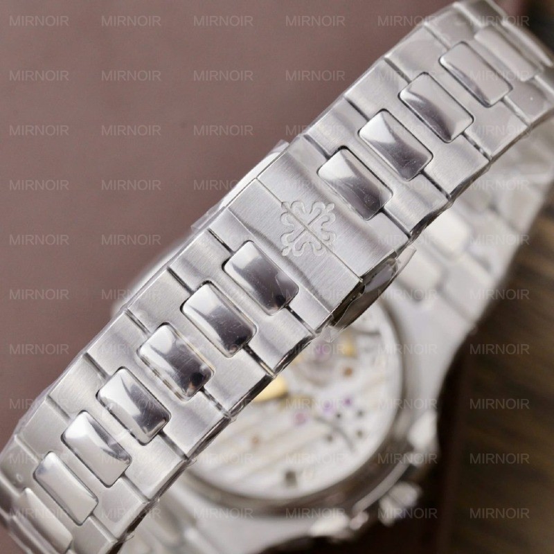 Dong-Ho-Patek-Philippe-Replica-11-Nautilus-5740-Nam-Mat-Xam-Day-Kim-Loai-40mm-1-1024x1024.jpg