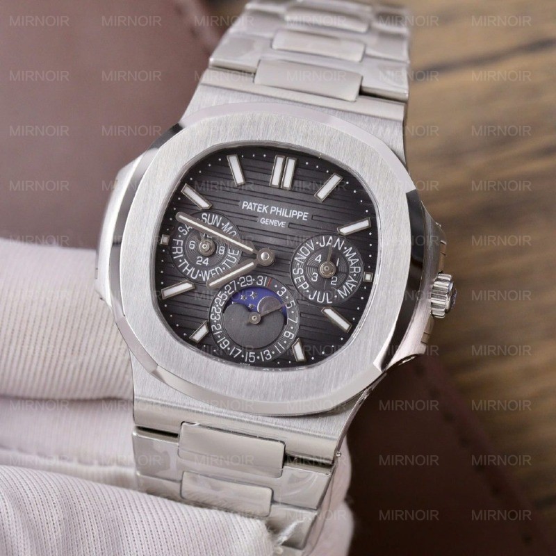 Dong-Ho-Patek-Philippe-Replica-11-Nautilus-5740-Nam-Mat-Xam-Day-Kim-Loai-40mm-2-1024x1024.jpg
