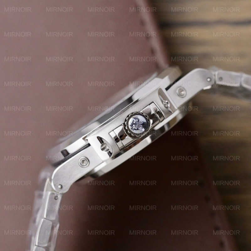 Dong-Ho-Patek-Philippe-Replica-11-Nautilus-5740-Nam-Mat-Xam-Day-Kim-Loai-40mm-3-1024x1024.jpg
