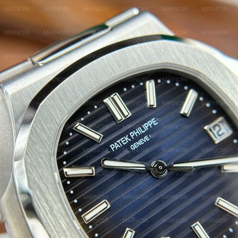 Dong-Ho-Patek-Philippe-Nautilus-5811-Tinh-Chinh-Full-Options-Like-Auth-41mm-4.jpg