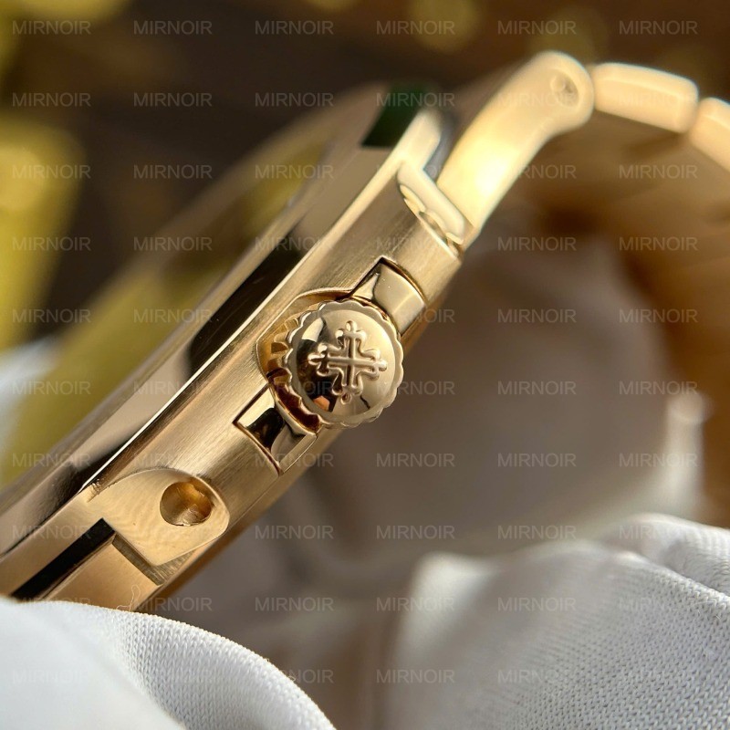 Dong-Ho-Patek-Philippe-Nautilus-5711-Boc-Vang-18K-Tinh-Chinh-Full-Options-40mm-4.jpg
