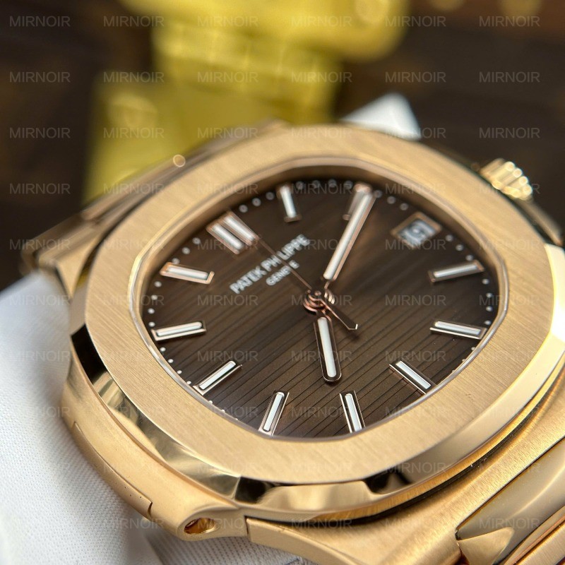 Dong-Ho-Patek-Philippe-Nautilus-5711-Boc-Vang-18K-Tinh-Chinh-Full-Options-40mm-7.jpg