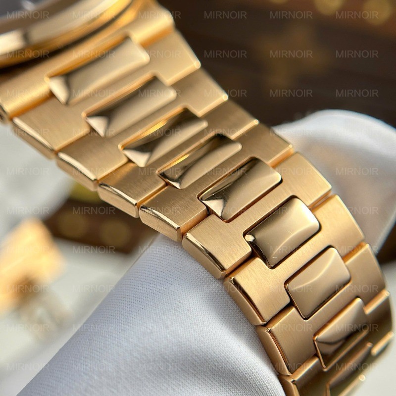 Dong-Ho-Patek-Philippe-Nautilus-5711-Boc-Vang-18K-Tinh-Chinh-Full-Options-40mm-8.jpg