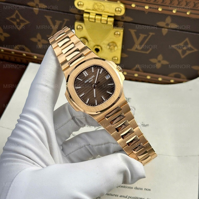 Dong-Ho-Patek-Philippe-Nautilus-5711-Boc-Vang-18K-Tinh-Chinh-Full-Options-40mm-13.jpg