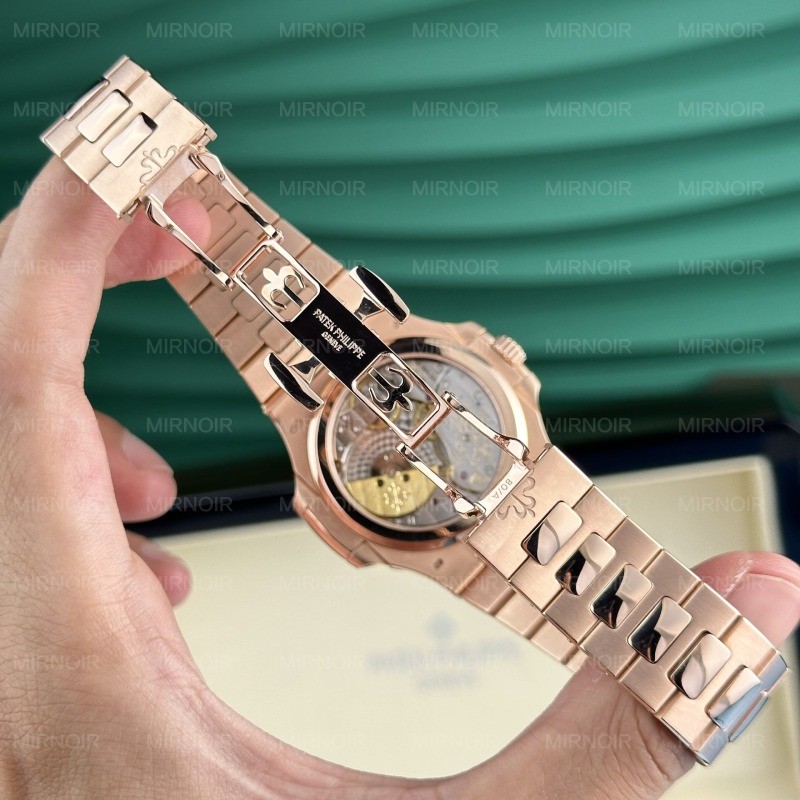 Dong-Ho-Patek-Philippe-Nautilus-5712R-Che-Tac-Boc-Vang-Tinh-Chinh-May-40mm-11.jpg