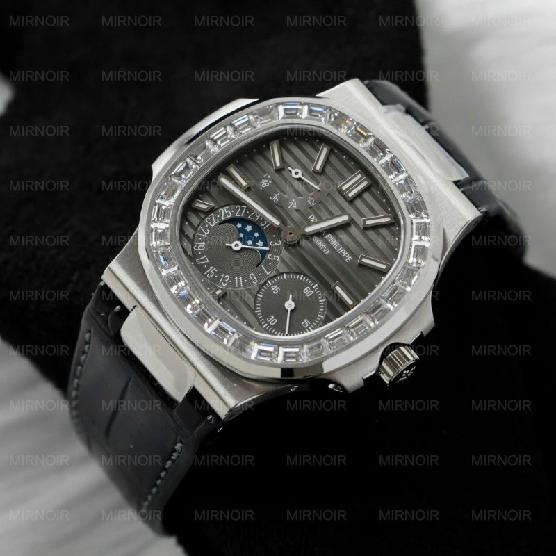 Dong-Ho-Patek-Philippe-Che-Tac-Nautilus-5724-Mat-Xam-Day-Da-Nha-May-PPF-40mm-3-1024x1024.jpg