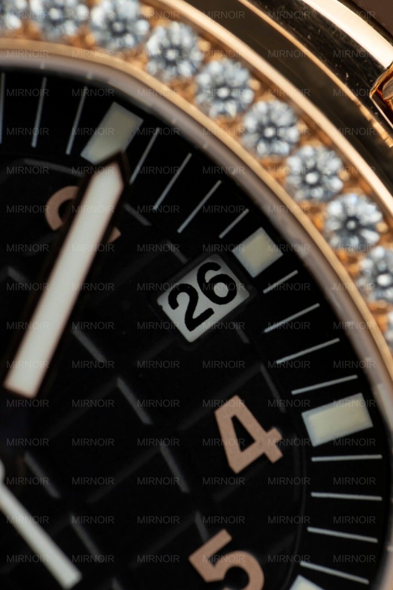 Dong-Ho-Nu-Patek-Philippe-Aquanaut-5067-Dinh-Moissanite-Nha-May-PPF-Che-Tac-356mm-10.jpg