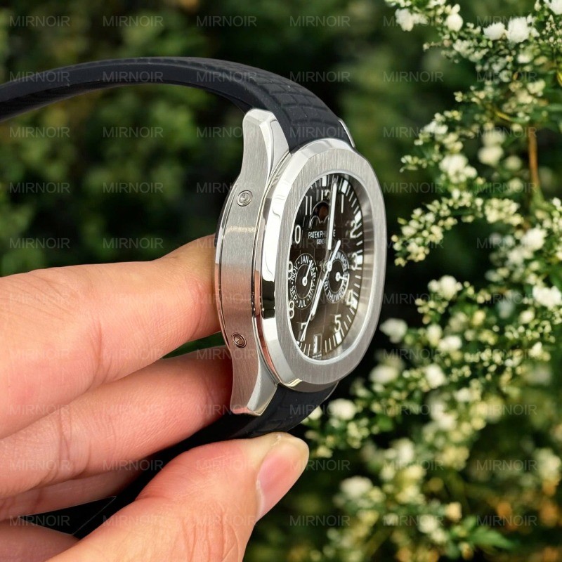 Dong-Ho-Patek-Philippe-Aquanaut-5261-Rep-1-1-Mat-So-Den-Day-Cao-Su-40mm-8.jpg