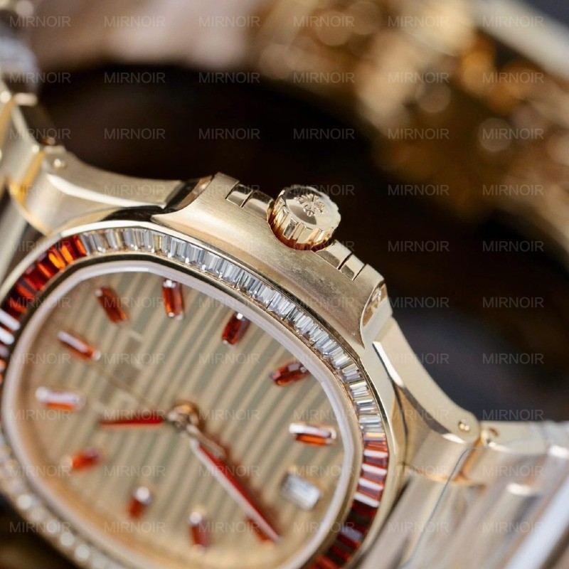 Dong-Ho-Patek-Philippe-Che-Tac-Nautilus-7118-1300R-Boc-Vang-Hong-35-6-1024x1024.jpg
