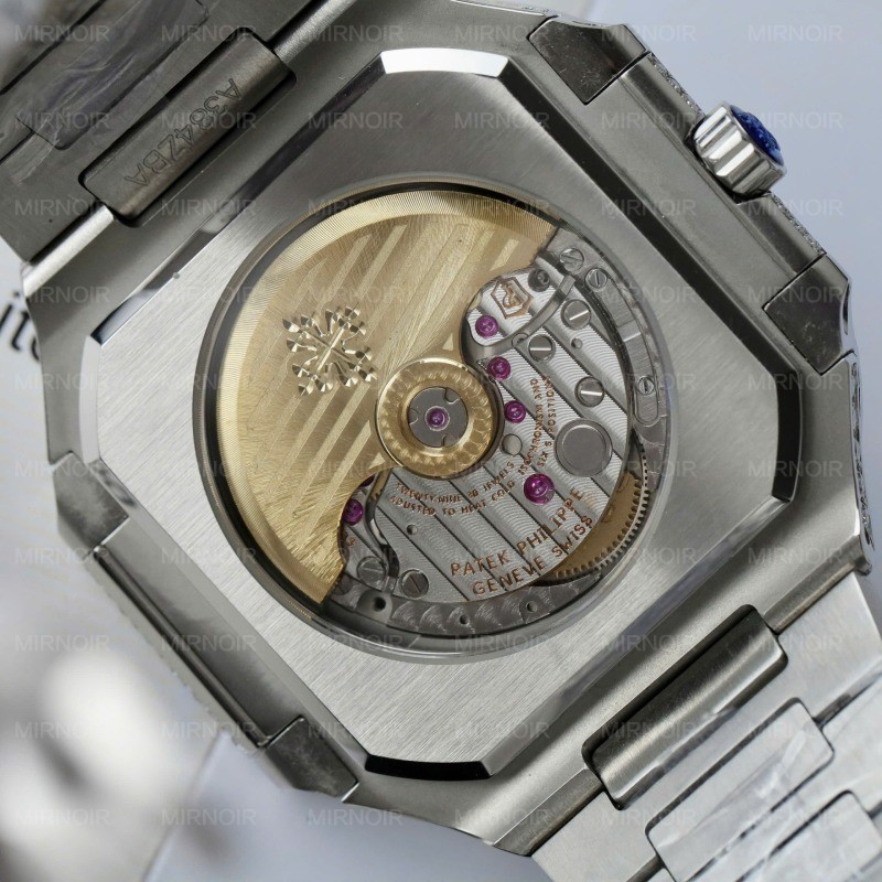 Dong-Ho-Patek-Philippe-Cubitus-5821-Mat-Nau-Dinh-Full-Kim-Cuong-Moissanite-Hong-Kong-45mm-10.jpg