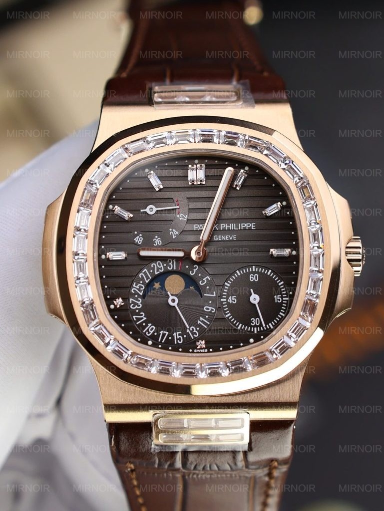 Dong-Ho-Patek-Philippe-Nautilus-5724-Rep-11-Ma-Vang-Hong-Chay-Full-Chuc-Nang-PPF-40mm-3-769x1024.jpg