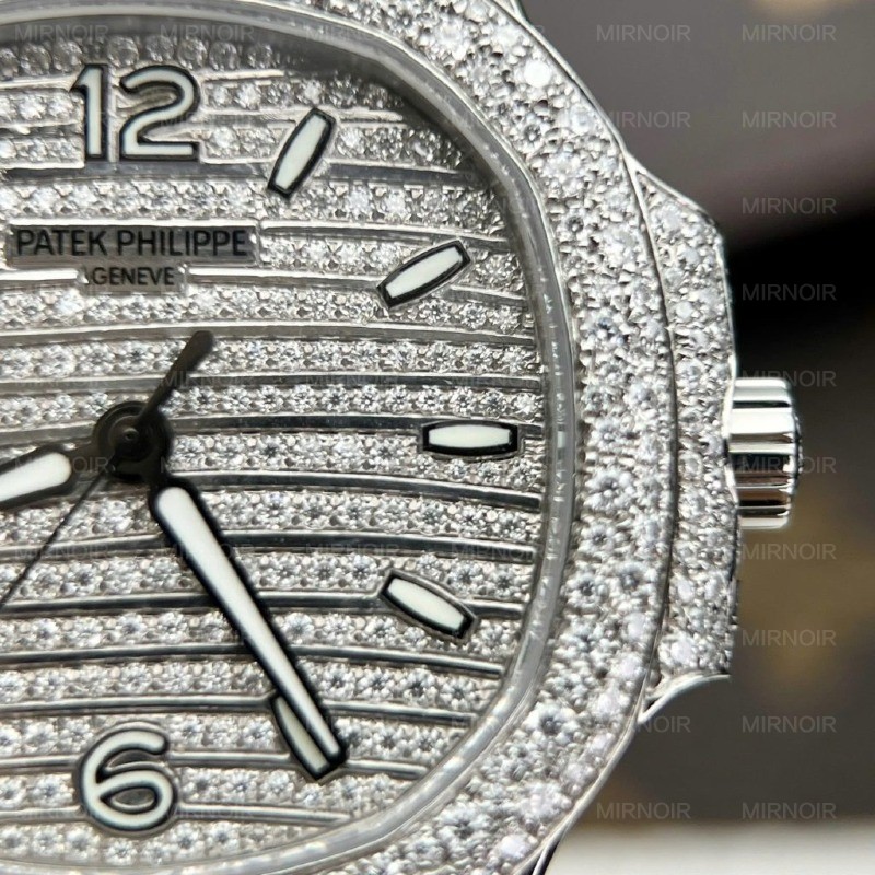 Dong-Ho-Patek-Philippe-Nautilus-7118-Dinh-Full-Kim-Cuong-Nhan-Tao-Moissanite-5-1024x1024.jpg