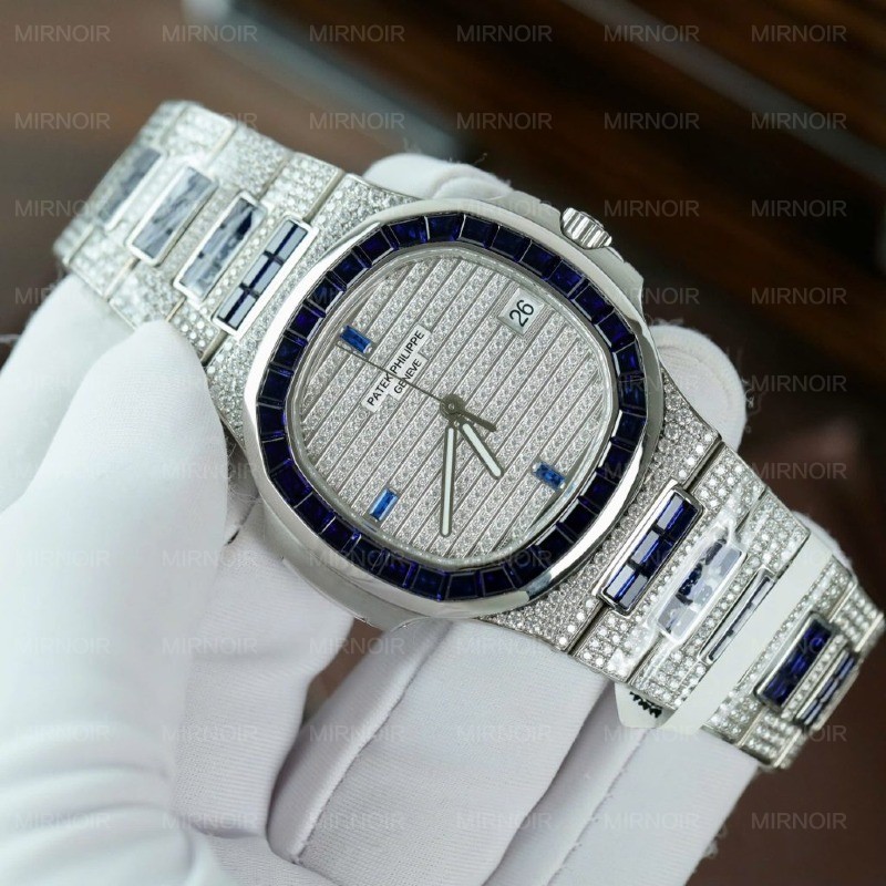 Dong-Ho-Patek-Philippe-Nautilus-5719-Che-Tac-Dinh-Moissanite-Sapphire-Baguette-40mm-3-1024x1024.jpg