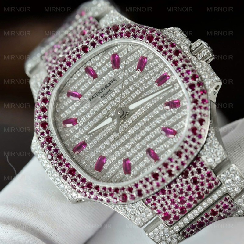Dong-Ho-Patek-Philippe-Replica-11-Nautilus-Haute-Joaillerie-7118-Do-Full-Moissanite-35-4-1024x1024.jpg
