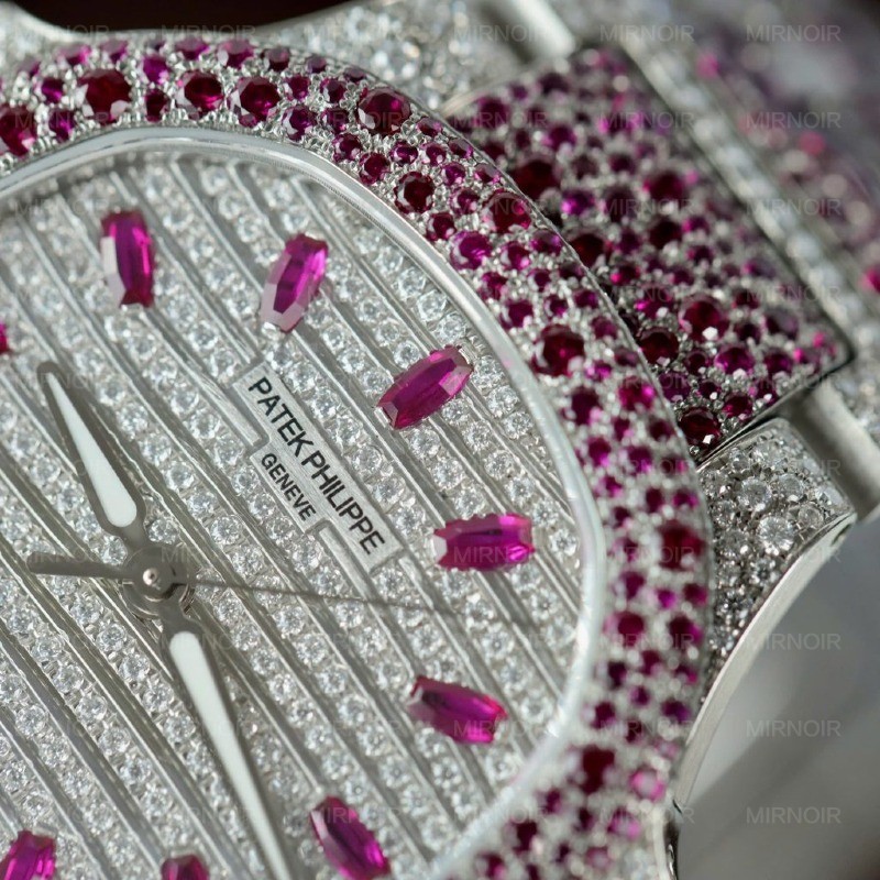 Dong-Ho-Patek-Philippe-Replica-11-Nautilus-Haute-Joaillerie-7118-Do-Full-Moissanite-35-5-1024x1024.jpg