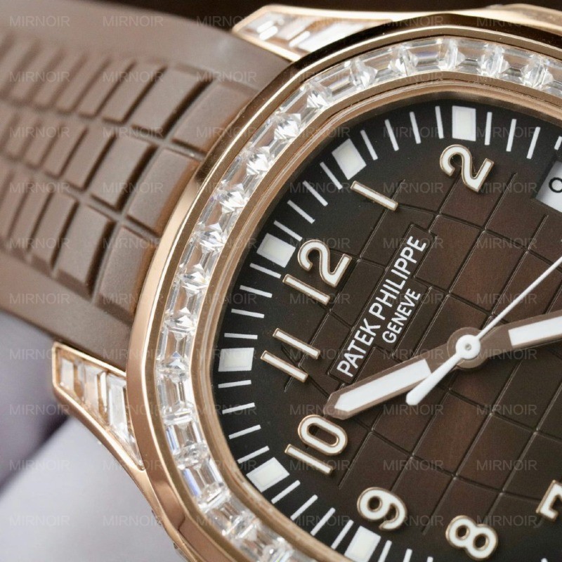 Dong-Ho-Patek-Philippe-Replica-11-Aquanaut-5167R-Dinh-Da-Baguette-Nha-May-GR-40mm-4-1024x1024.jpg