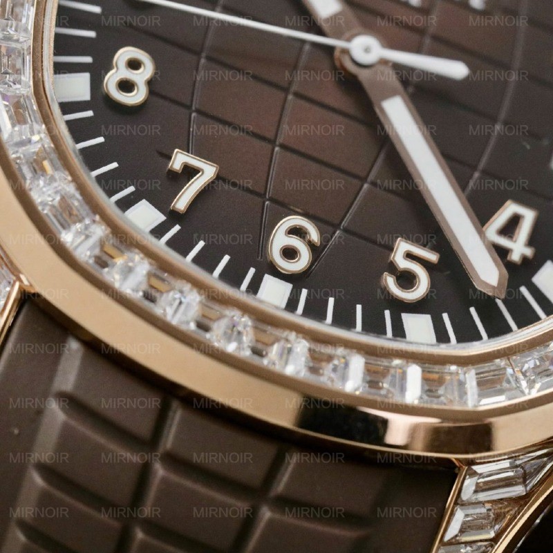 Dong-Ho-Patek-Philippe-Replica-11-Aquanaut-5167R-Dinh-Da-Baguette-Nha-May-GR-40mm-5-1024x1024.jpg