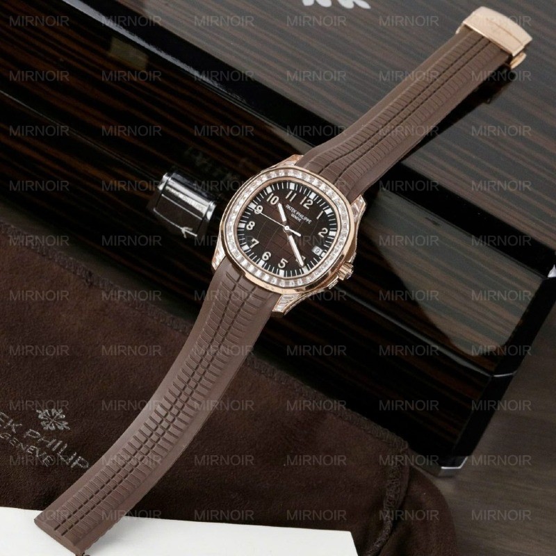 Dong-Ho-Patek-Philippe-Replica-11-Aquanaut-5167R-Dinh-Da-Baguette-Nha-May-GR-40mm-10-1024x1024.jpg