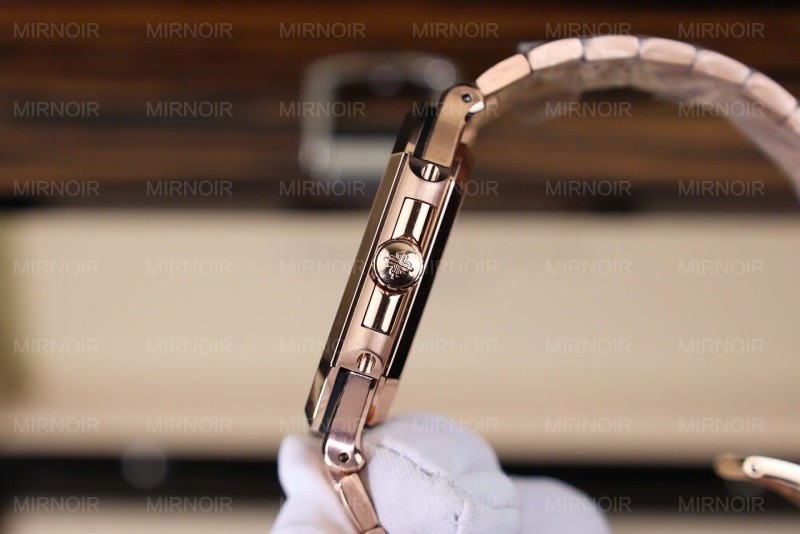 Dong-Ho-Patek-Philippe-Cubitus-5821-Mat-Trang-Rep-Cao-Cap-Xuong-TW-45mm-3.jpg