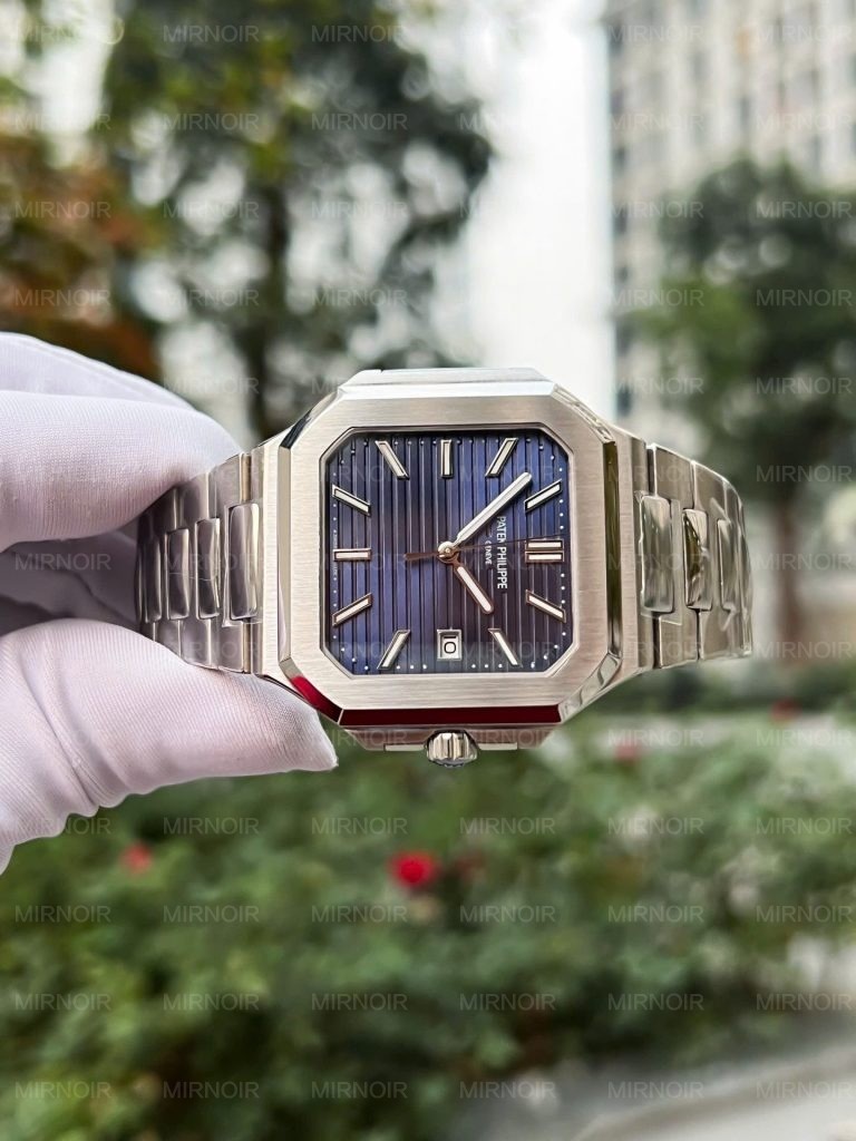 Dong-Ho-Patek-Philippe-Cubitus-5821-Rep-11-Cao-Cap-Mat-Xanh-Blue-43mm-5-768x1024.jpg