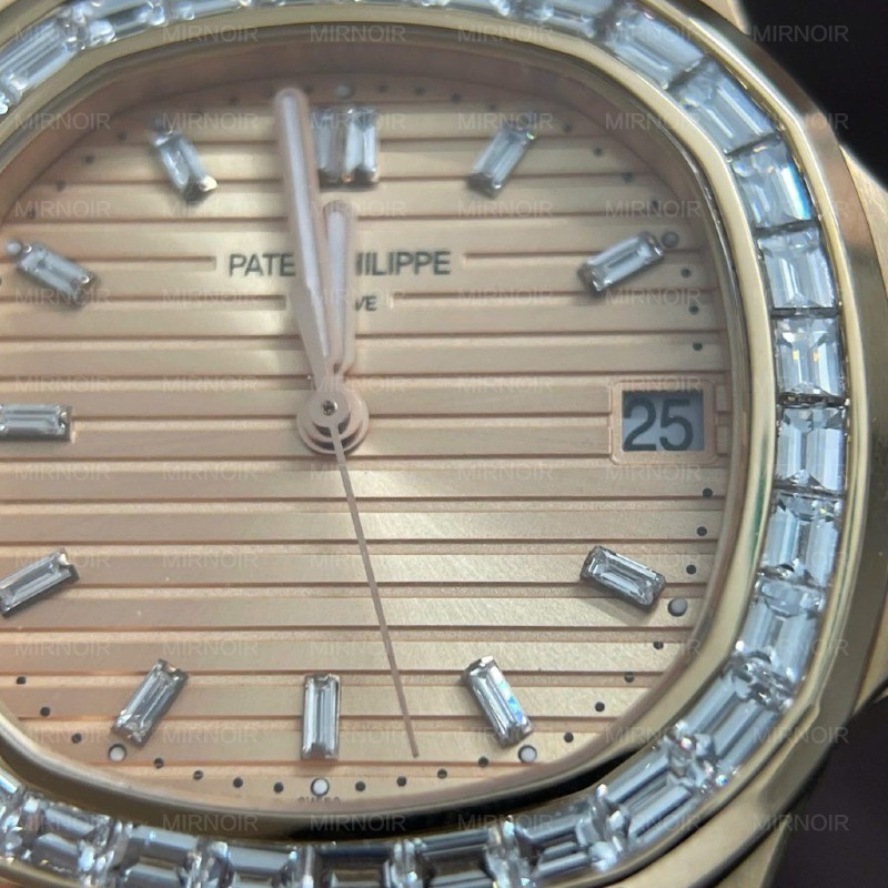 Dong-Ho-Patek-Philippe-Nautilus-5723-Che-Tac-Vang-Hong-18K-Nguyen-Khoi-Kim-Cuong-Thien-Nhien-40mm-5-1024x1024.jpg