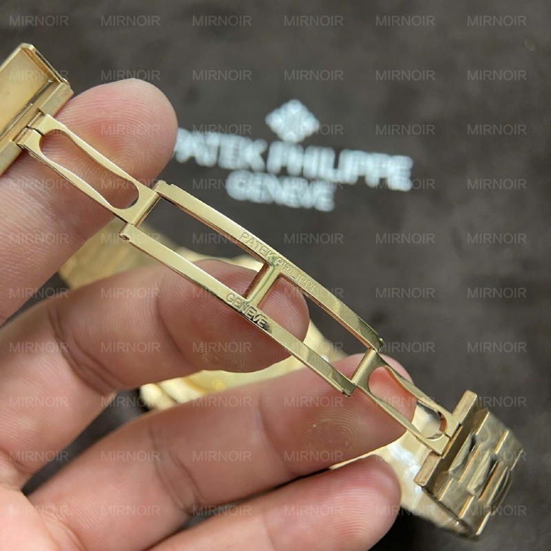 Dong-Ho-Patek-Philippe-Nautilus-5723-Che-Tac-Vang-Hong-18K-Nguyen-Khoi-Kim-Cuong-Tu-Nhien-40mm-4-1024x1024.jpg