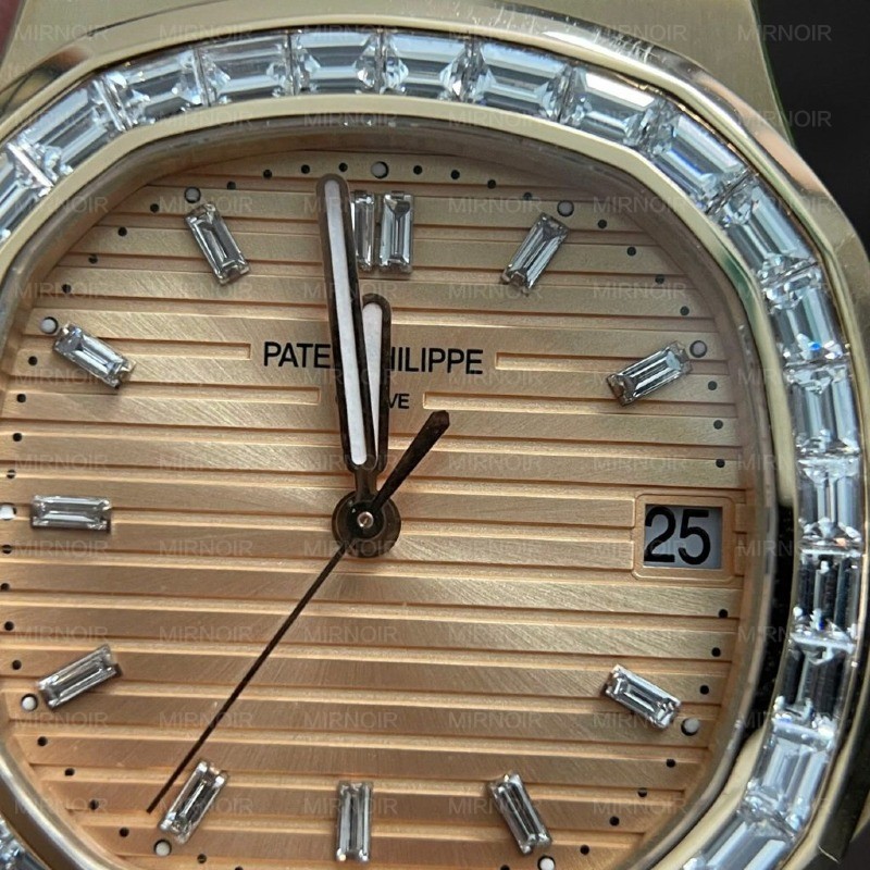 Dong-Ho-Patek-Philippe-Nautilus-5723-Che-Tac-Vang-Hong-18K-Nguyen-Khoi-Kim-Cuong-Tu-Nhien-40mm-6-1024x1024.jpg