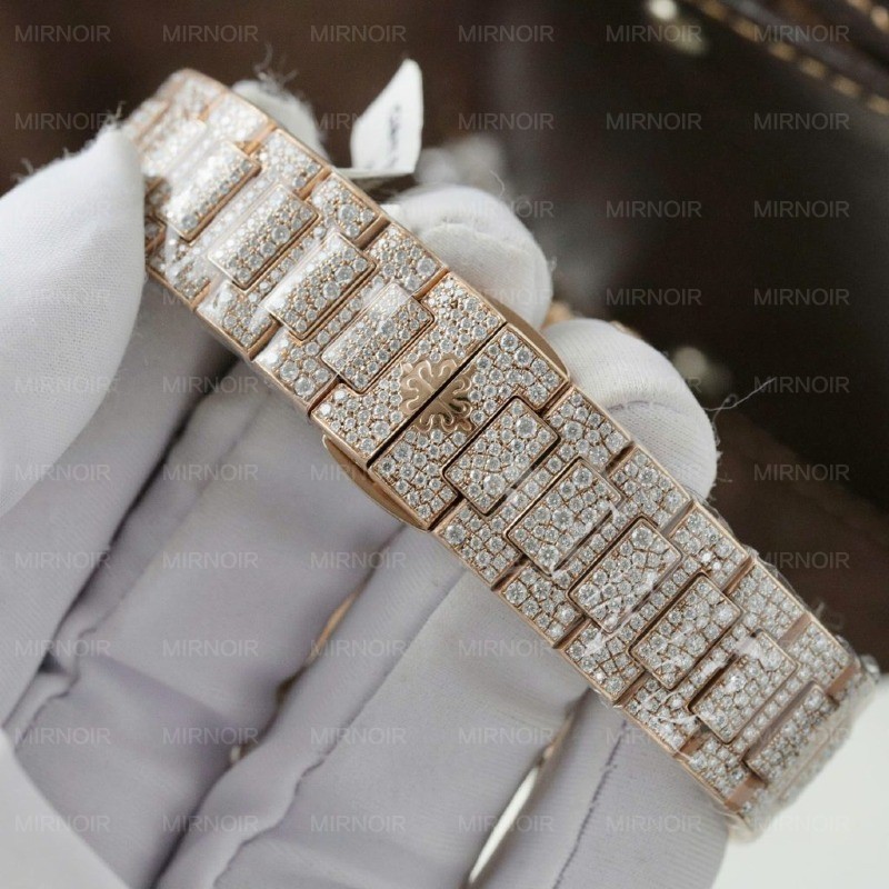 Dong-Ho-Patek-Philippe-Nautilus-7118-Che-Tac-Boc-Vang-Dinh-Kim-Cuong-Moissanite-35-1-1024x1024.jpg