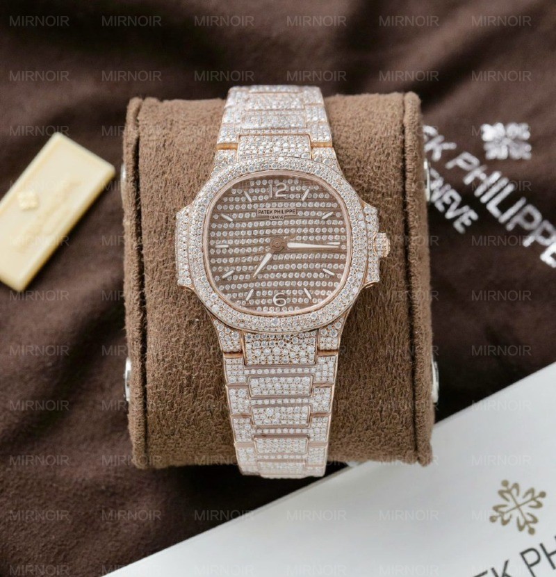 Dong-Ho-Patek-Philippe-Nautilus-7118-Che-Tac-Boc-Vang-Dinh-Kim-Cuong-Moissanite-35-2-987x1024.jpg
