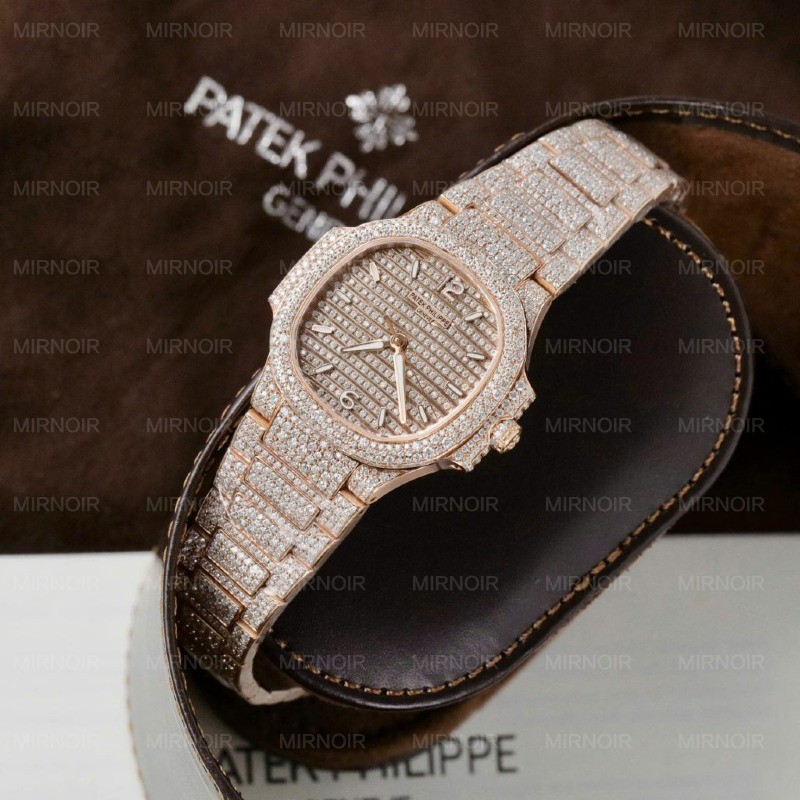 Dong-Ho-Patek-Philippe-Nautilus-7118-Che-Tac-Boc-Vang-Dinh-Kim-Cuong-Moissanite-35-4-1024x1024.jpg