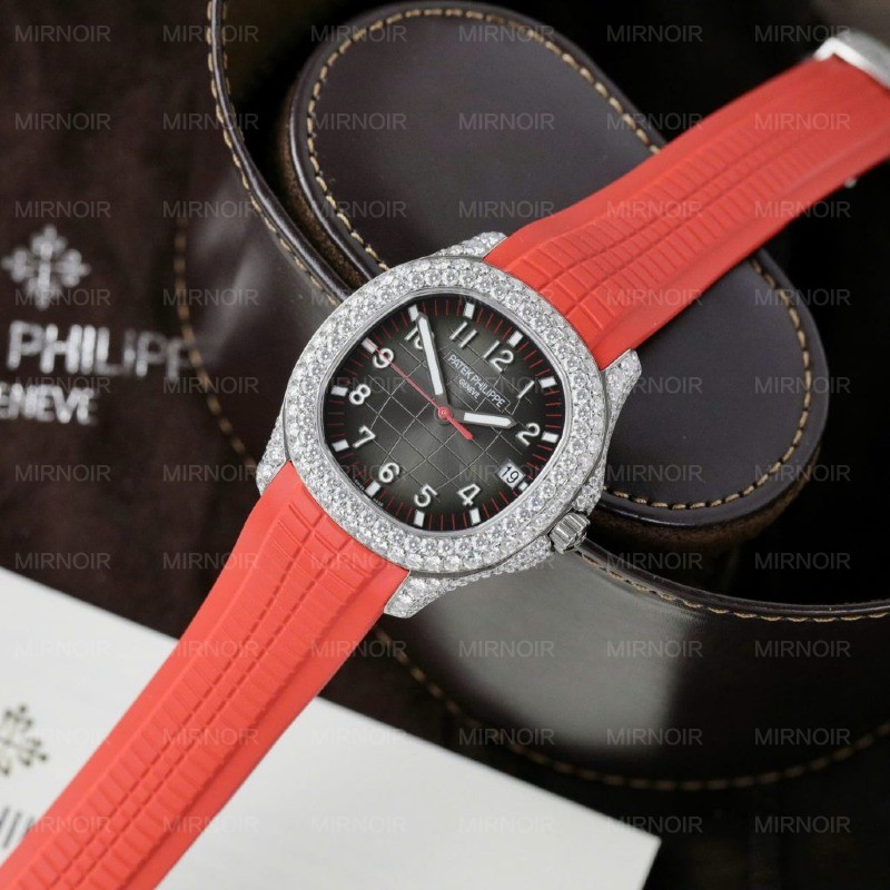 Dong-Ho-Patek-Philippe-Aquanaut-5167-Rep-11-Dinh-Kim-Cuong-Moissanite-Day-Cao-Su-Mau-Do-40mm-2-1024x1024.jpg