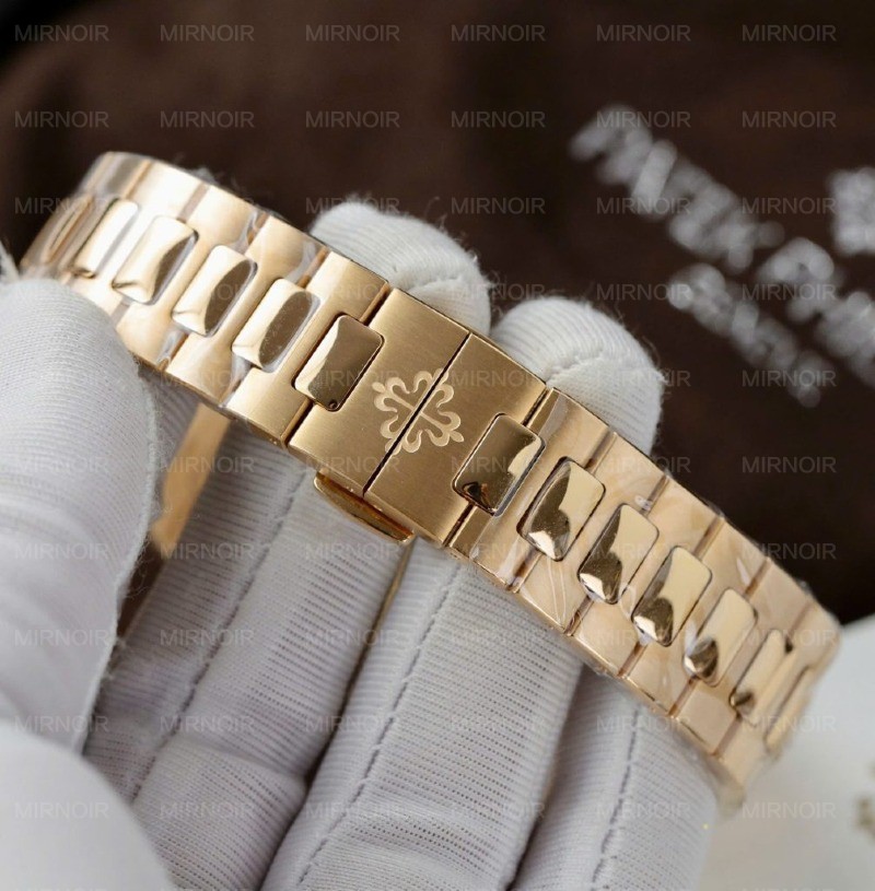 Dong-Ho-Patek-Philippe-Nautilus-5724R-Mat-Xam-Replica-11-Boc-Vang-Dinh-Kim-Cuong-Moissanite-Baguette-PPF-40mm-3.jpg