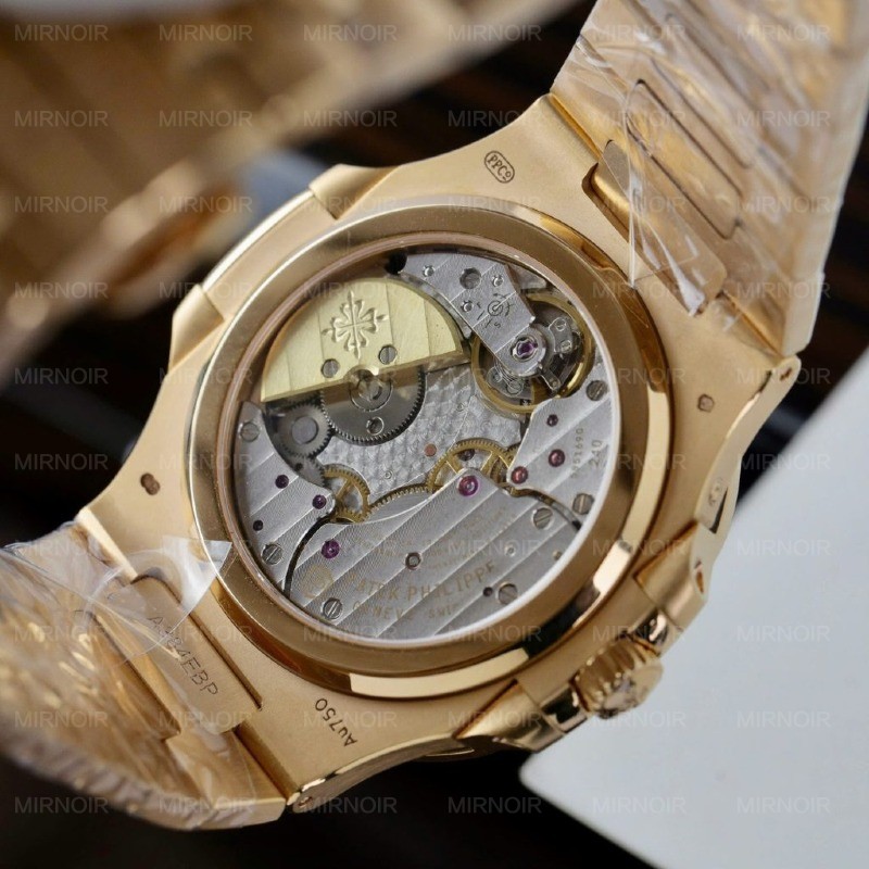 Dong-Ho-Patek-Philippe-Nautilus-5724R-Mat-Xam-Replica-11-Boc-Vang-Dinh-Kim-Cuong-Moissanite-Baguette-PPF-40mm-4.jpg