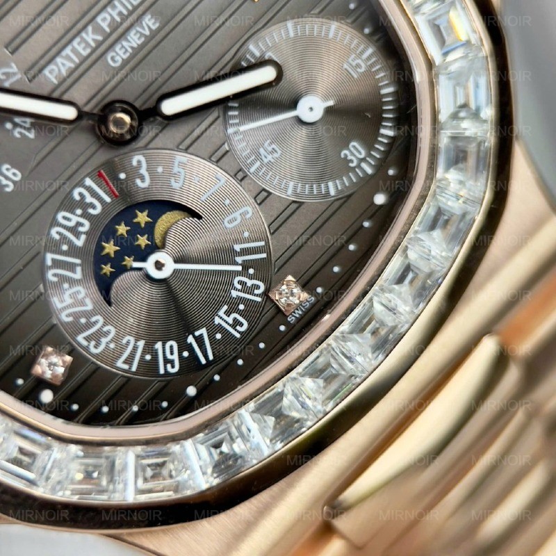 Dong-Ho-Patek-Philippe-Nautilus-5724R-Mat-Xam-Replica-11-Boc-Vang-Dinh-Kim-Cuong-Moissanite-Baguette-PPF-40mm-6.jpg