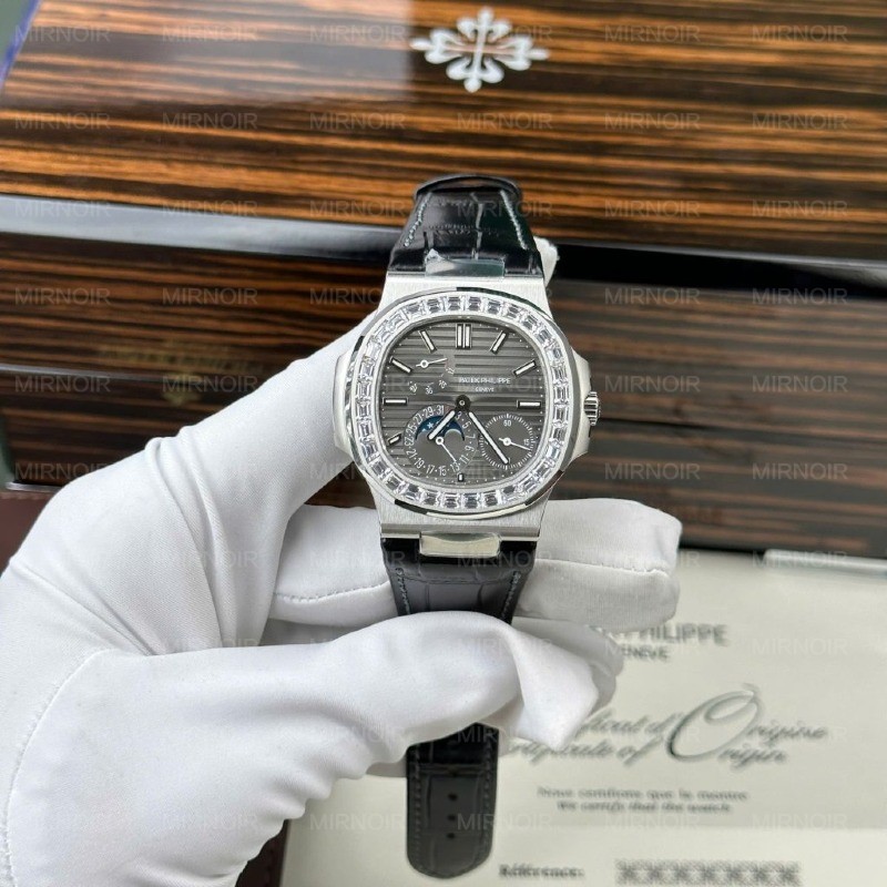 Dong-Ho-Patek-Philippe-Nautilus-5722-Replica-11-Mat-Xam-Dinh-Da-Baguette-Nha-May-PPF-40mm-8-1024x1024.jpg